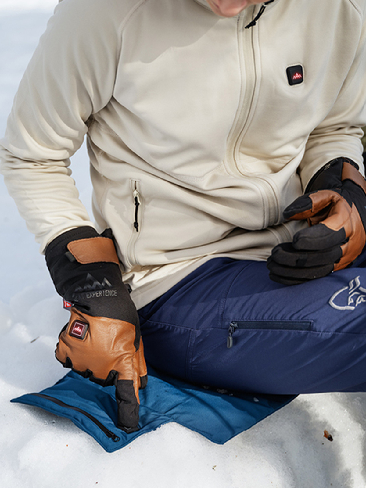 Heated Outdoor Gloves