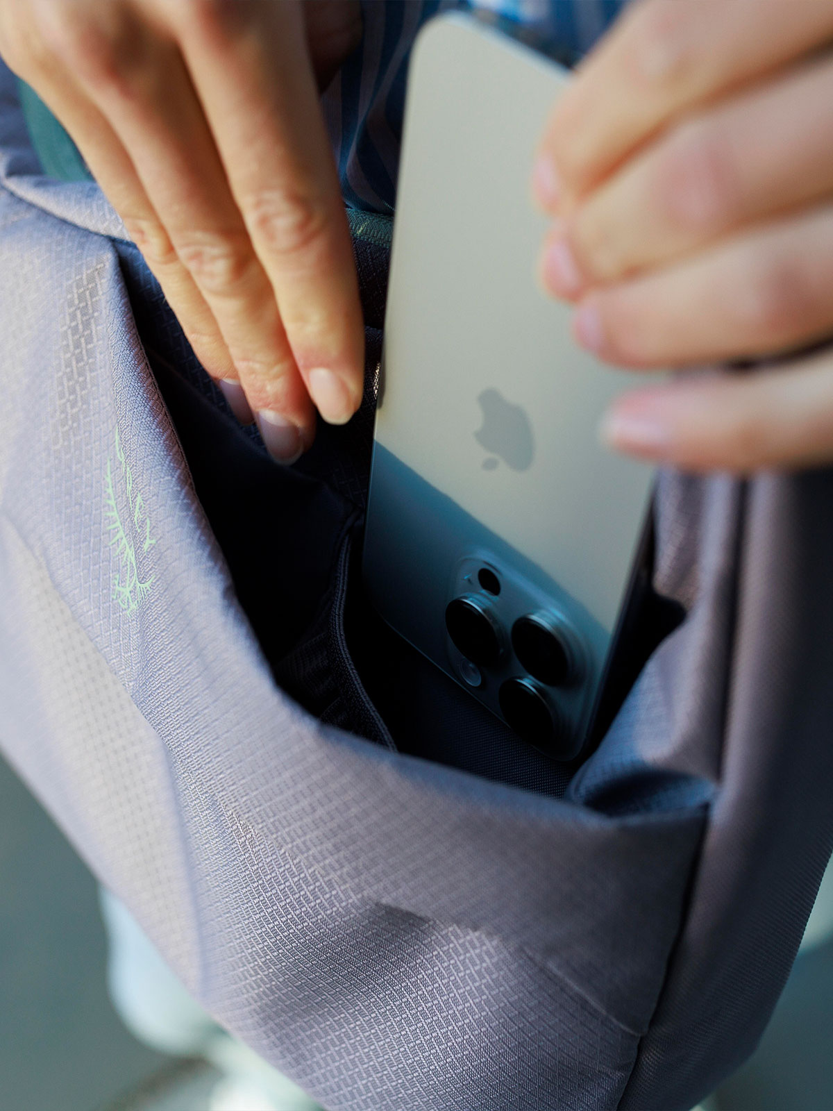 Daylite™ Crossbody Pouch