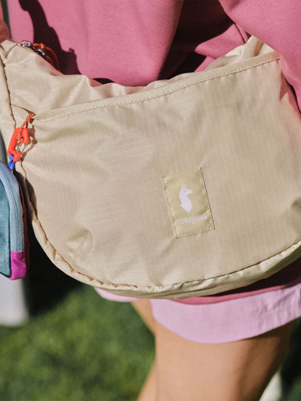 Trozo 8L Shoulder Bag