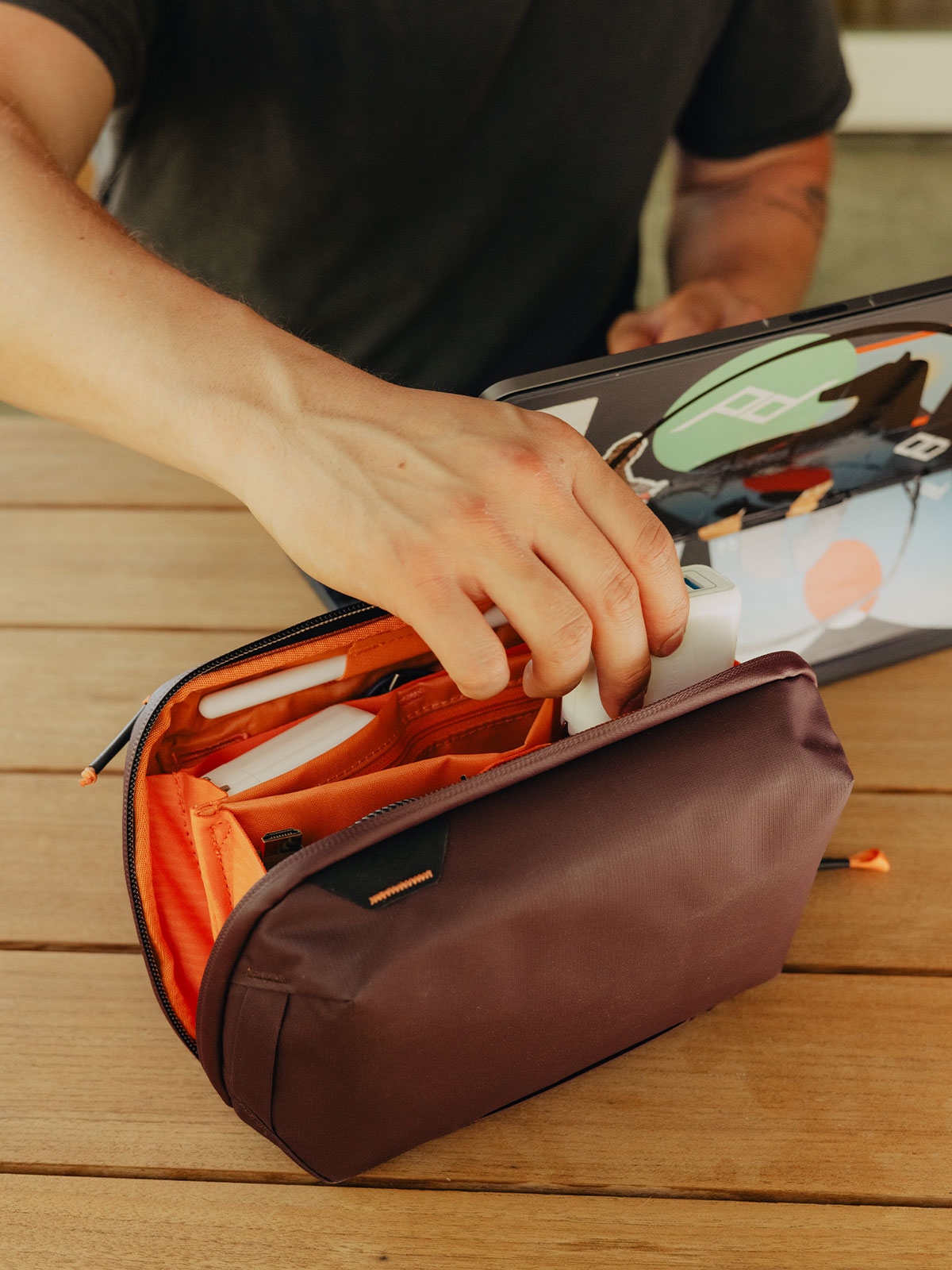 Tech Pouch utstyrmappe