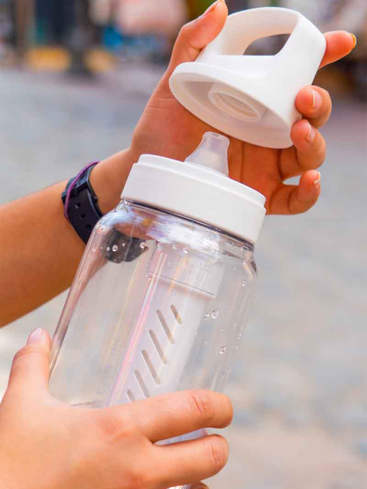 Go Bottle vannrenseflaske 1L