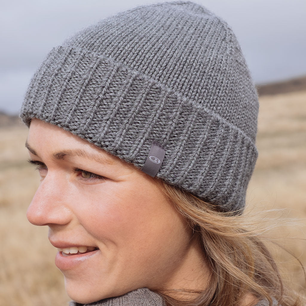 Vela Cuff Beanie Strikkelue