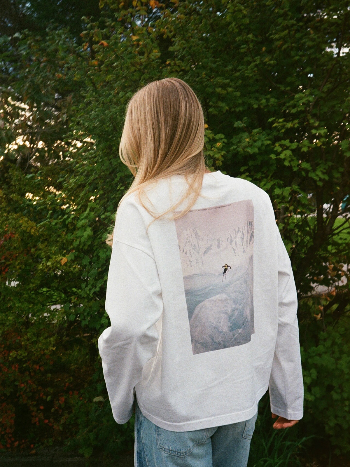 Boxy Cliff Long Sleeve (unisex)